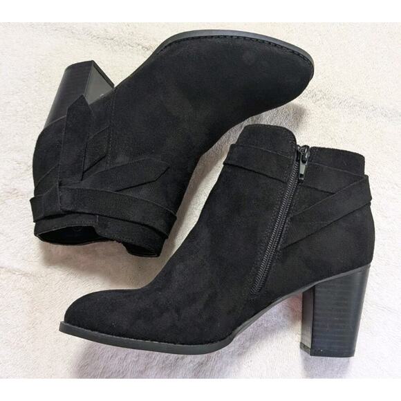 ZBY Womens Black Faux Suede Zip Ankle Boots Size 7.5 - Picture 3 of 9
